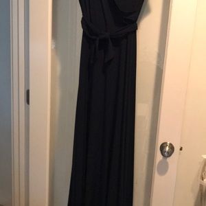 Beautiful navy dress; Perfect transition to Fall.